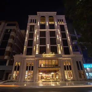 4* فندق سيزونز بارك